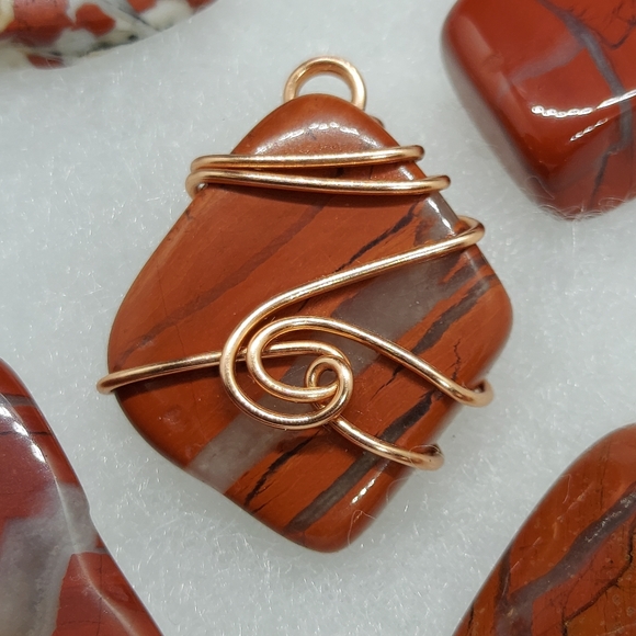 Red Jasper wire wrapped necklace pendant. - Picture 2 of 5
